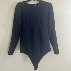 NWOT ABERCROMBIE & FITCH LONG SLEEVE DARK BLUE
